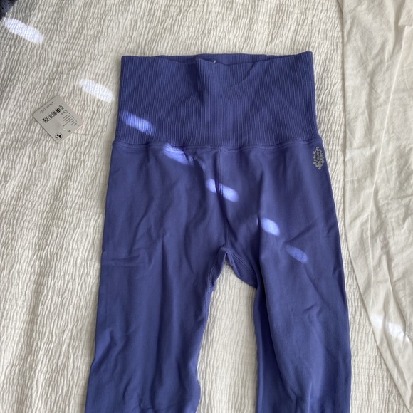 NWT Free People Movement - Good Karma Leggings - Picture 4 of 4